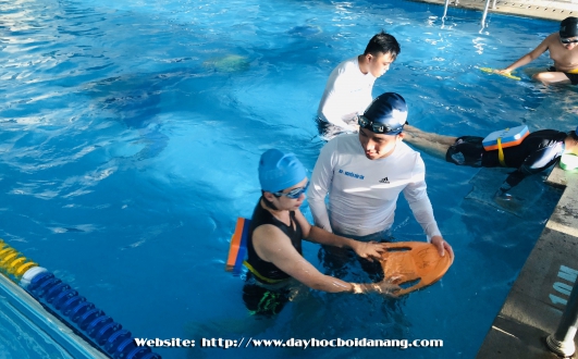 BP - Swimming Center tuyển dụng giáo viên dạy bơi, trợ lý huấn luyện năm 2025