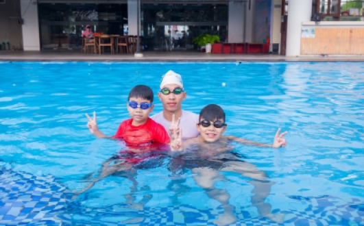 Lớp Học Bơi Dành Cho Người Lớn Và Trẻ Em Hè 2019 Tại Đà Nẵng